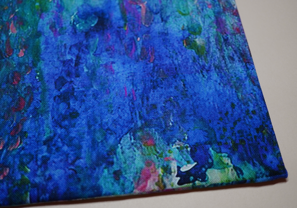 What colors do   トートバック